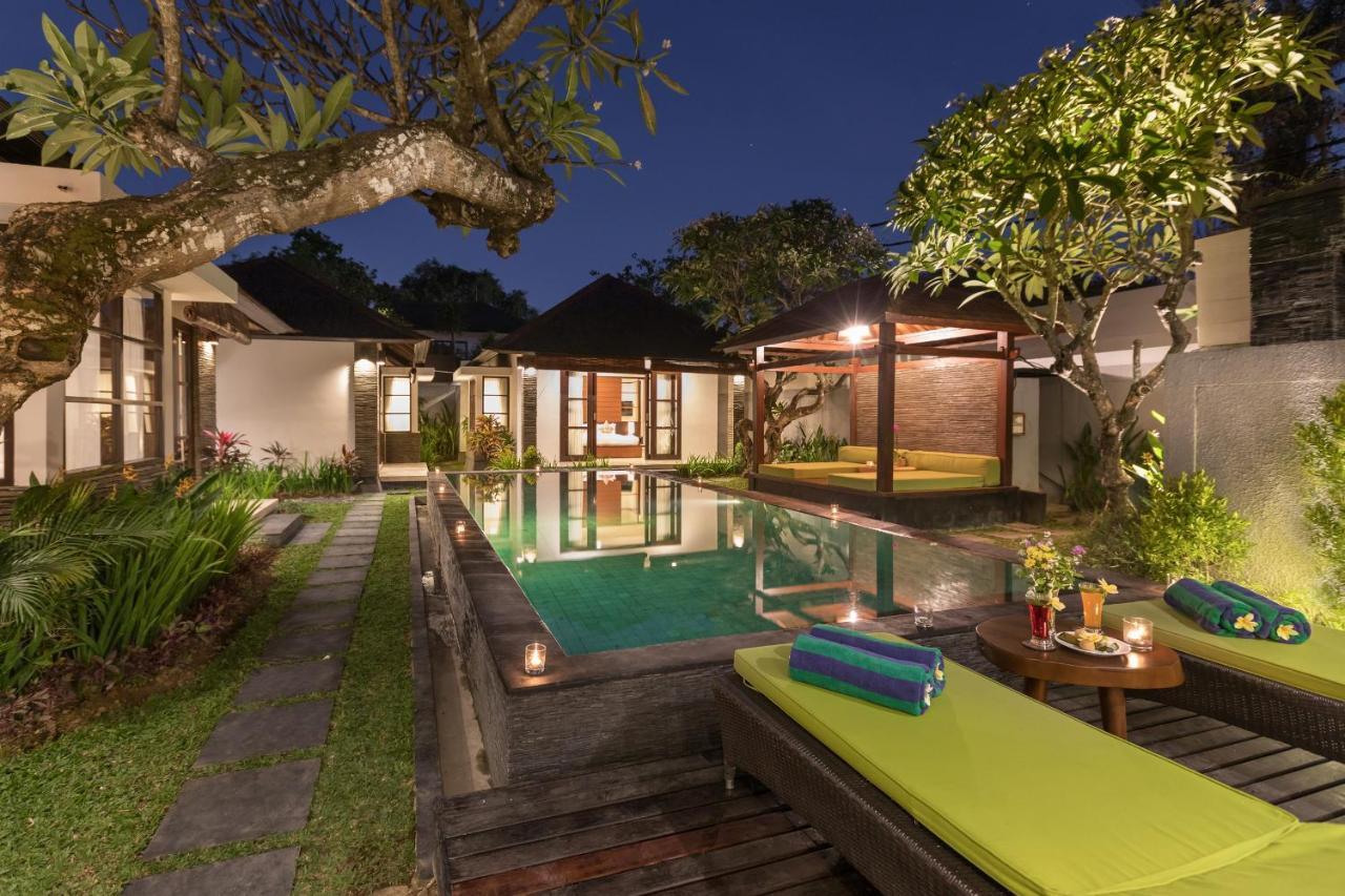 Villa Litera Seminyak Exterior foto